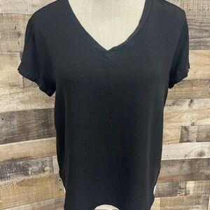 Cloth & Stone Black V-Neck Tee